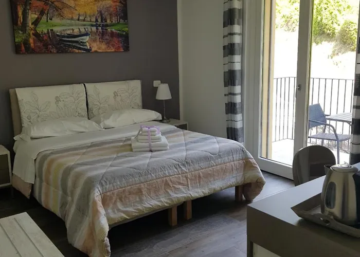 Stella Maggiore Guest house *